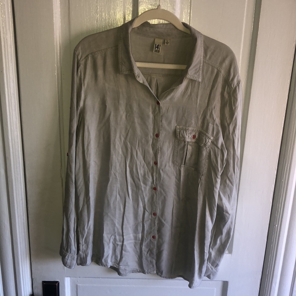 SALE 14th & Union Light Grey Pink Button Long Sleeve Blouse Top